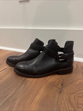 Liebeskind Black Leather Cut-Out Ankle Boots with Buckle